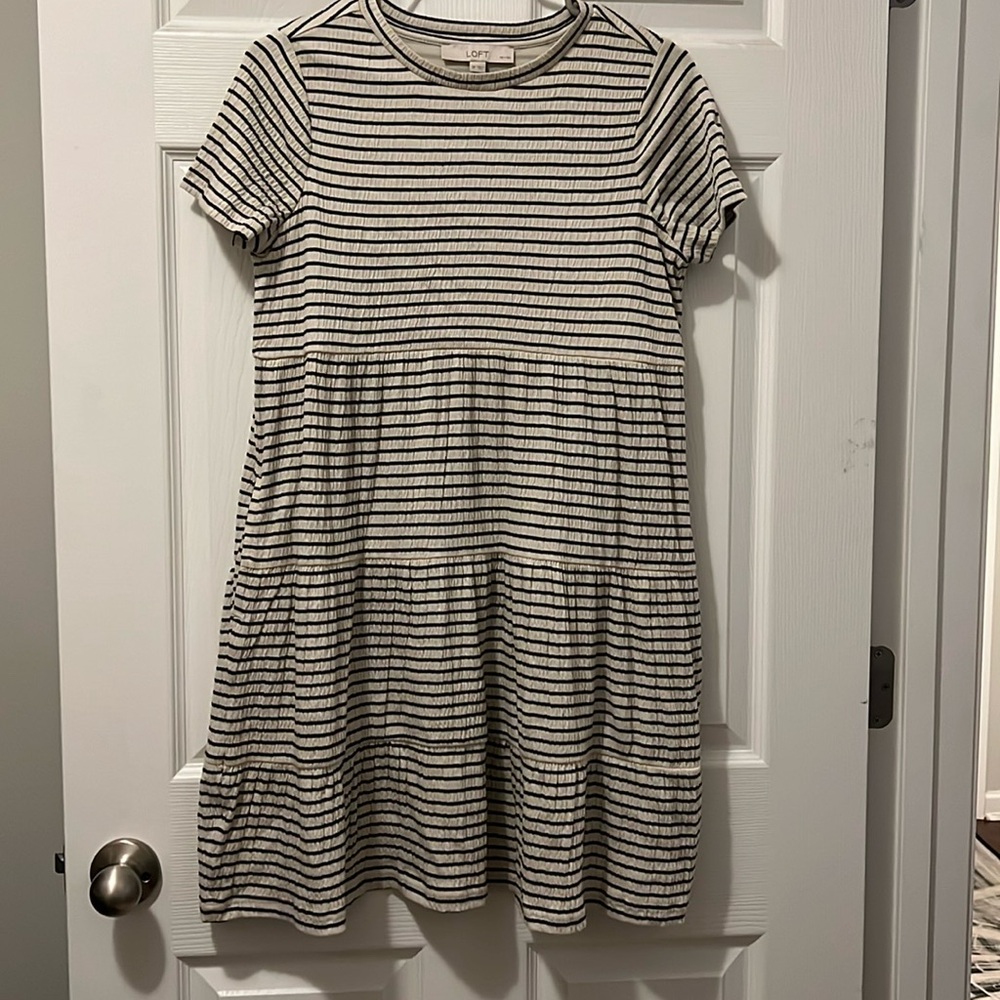 Loft 3 tiered cotton/ modal/ spandex